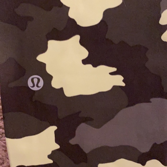 NWT Camo Swift Speed HR Tight 28” - Picture 4 of 4